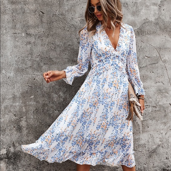 🆕Boho Floral Print Wavy Detailed Dress - Picture 2 of 7
